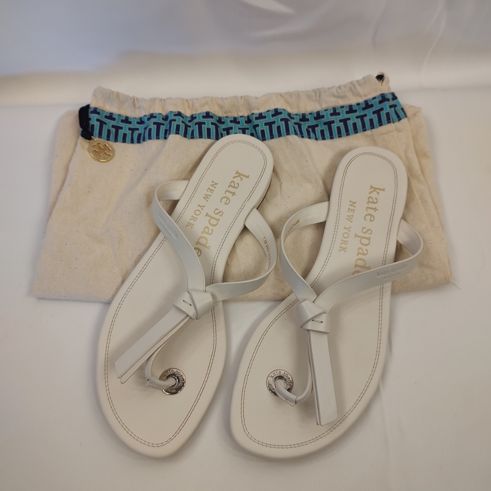 Kate Spade White Sandals Size 7.5 W/Bag VGUC